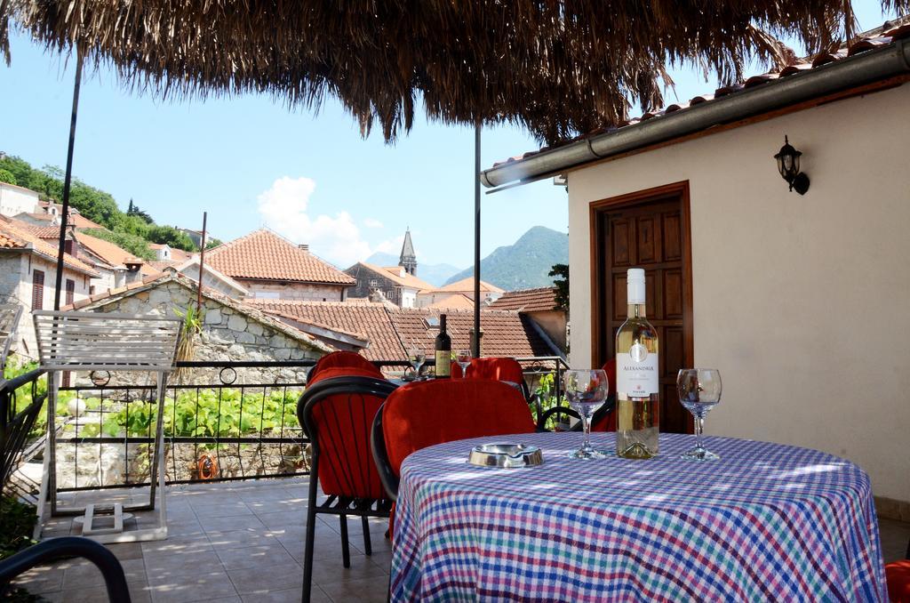 Apartments Gudco Perast Eksteriør billede
