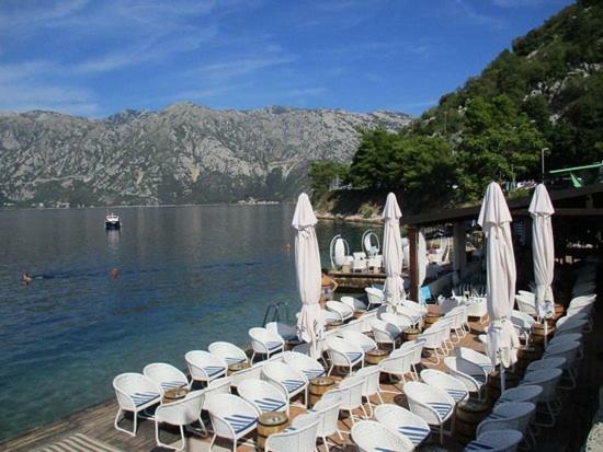 Apartments Gudco Perast Eksteriør billede